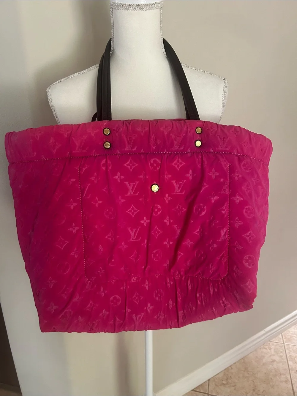 Louis Vuitton Scuba Neverfull Tote in Pink